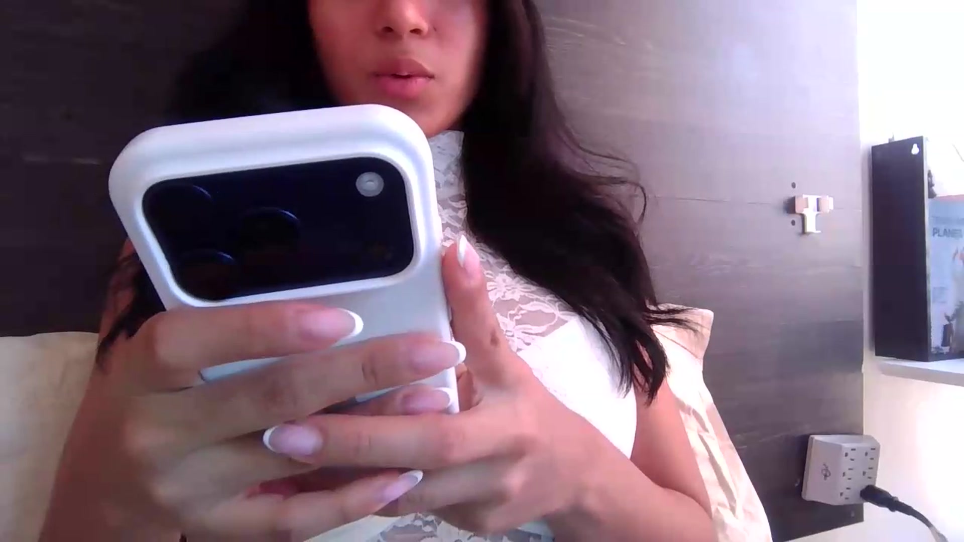 Gallery image thumbnail from missagg's myfreecams stream on, 08/09/2026, 22:11 image 3 of 20