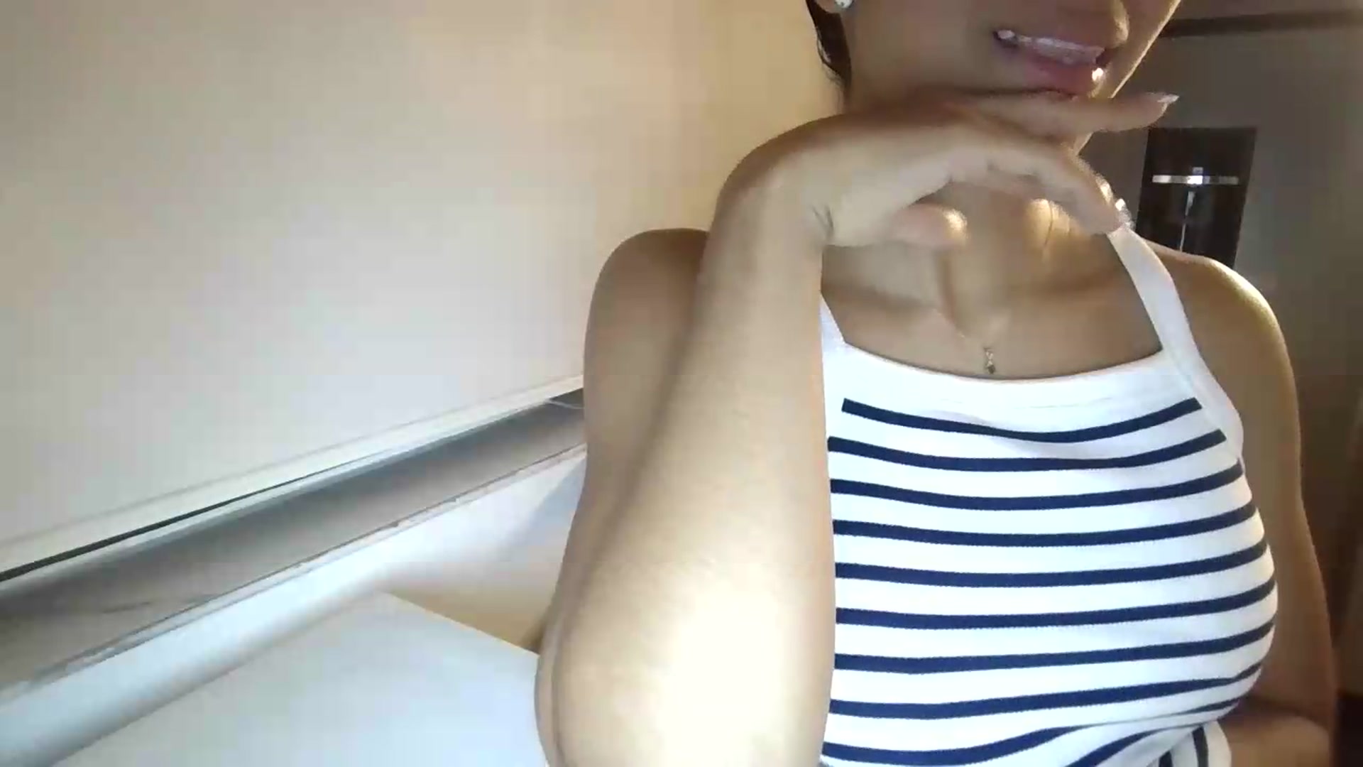 Gallery image thumbnail from missagg's myfreecams stream on, 09/07/2026, 01:43 image 13 of 20
