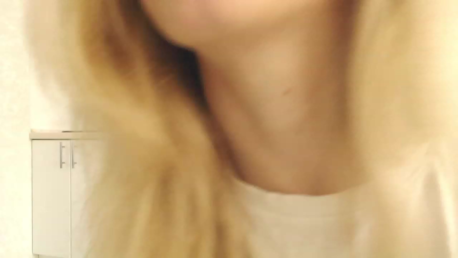 Gallery image thumbnail from missed_u_more's myfreecams stream on, 11/19/2022, 09:29 image 1 of 20