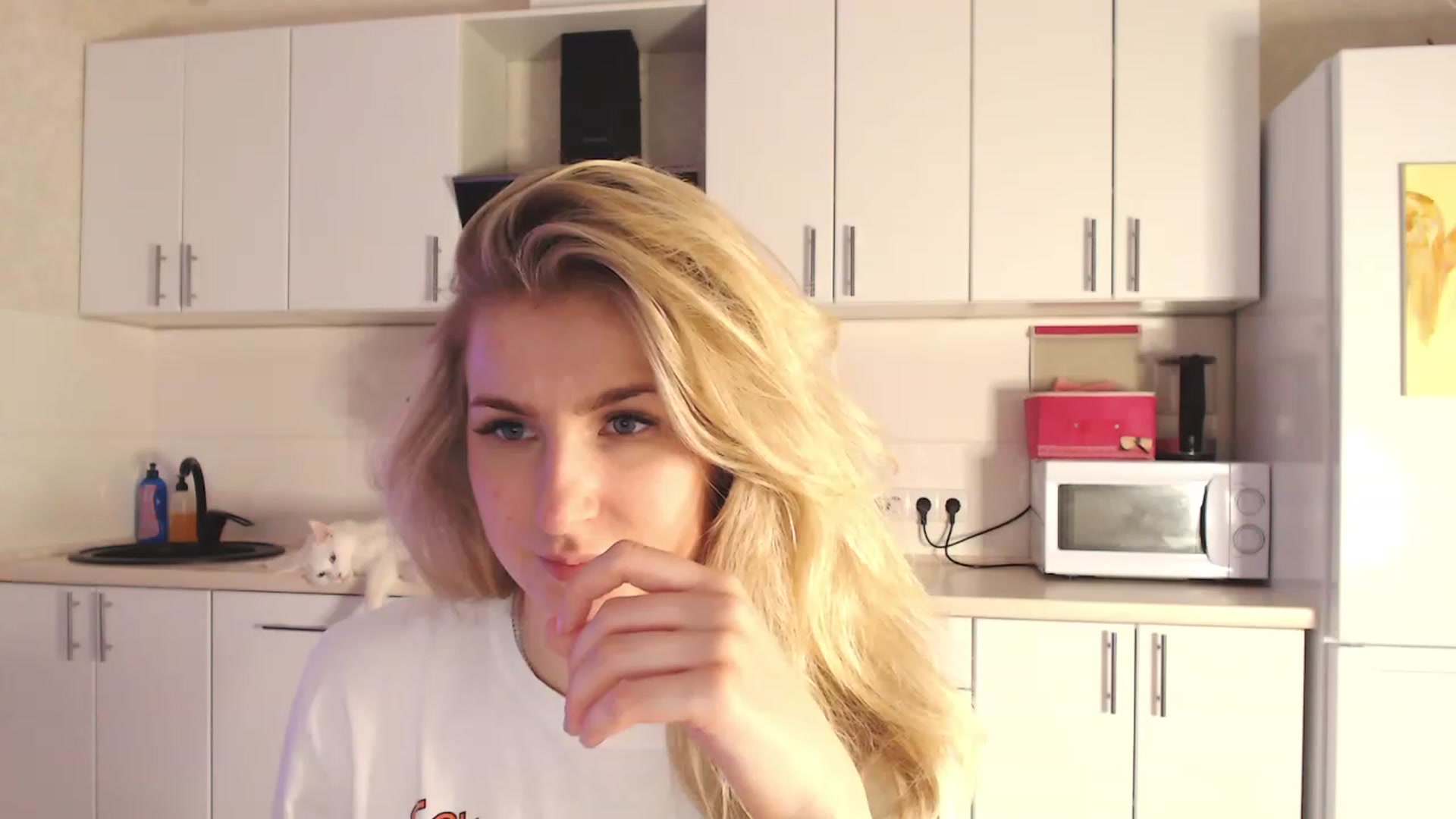 Gallery image thumbnail from missed_u_more's myfreecams stream on, 02/17/2023, 17:09 image 20 of 20