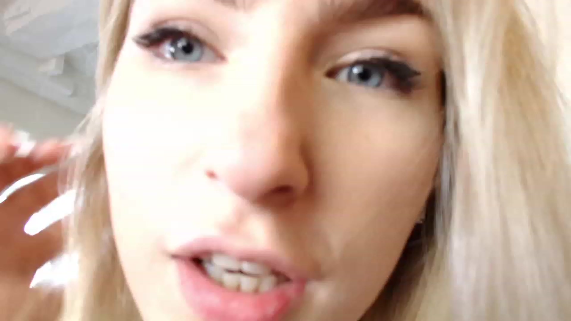Gallery image thumbnail from missed_u_more's myfreecams stream on, 09/27/2023, 09:19 image 7 of 20