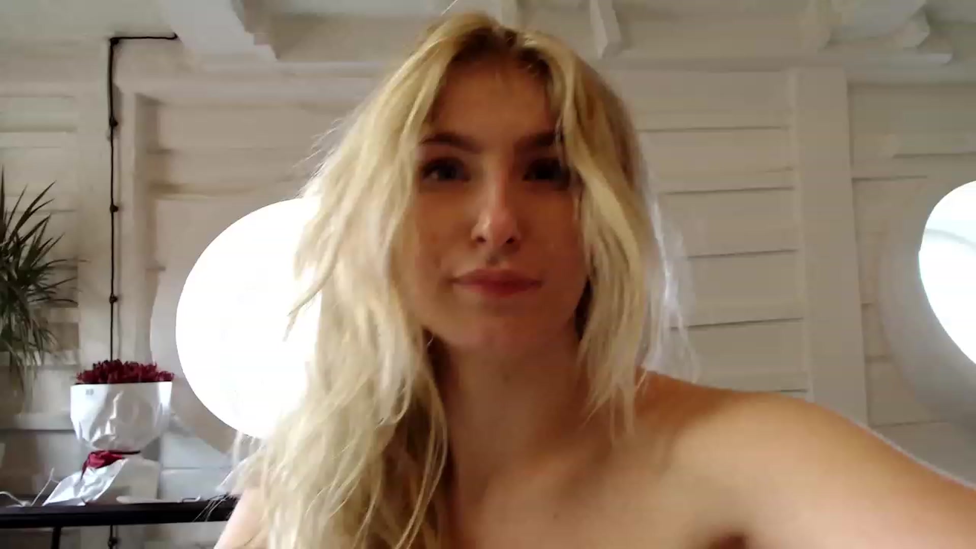 Gallery image thumbnail from missed_u_more's myfreecams stream on, 10/07/2023, 11:06 image 20 of 20