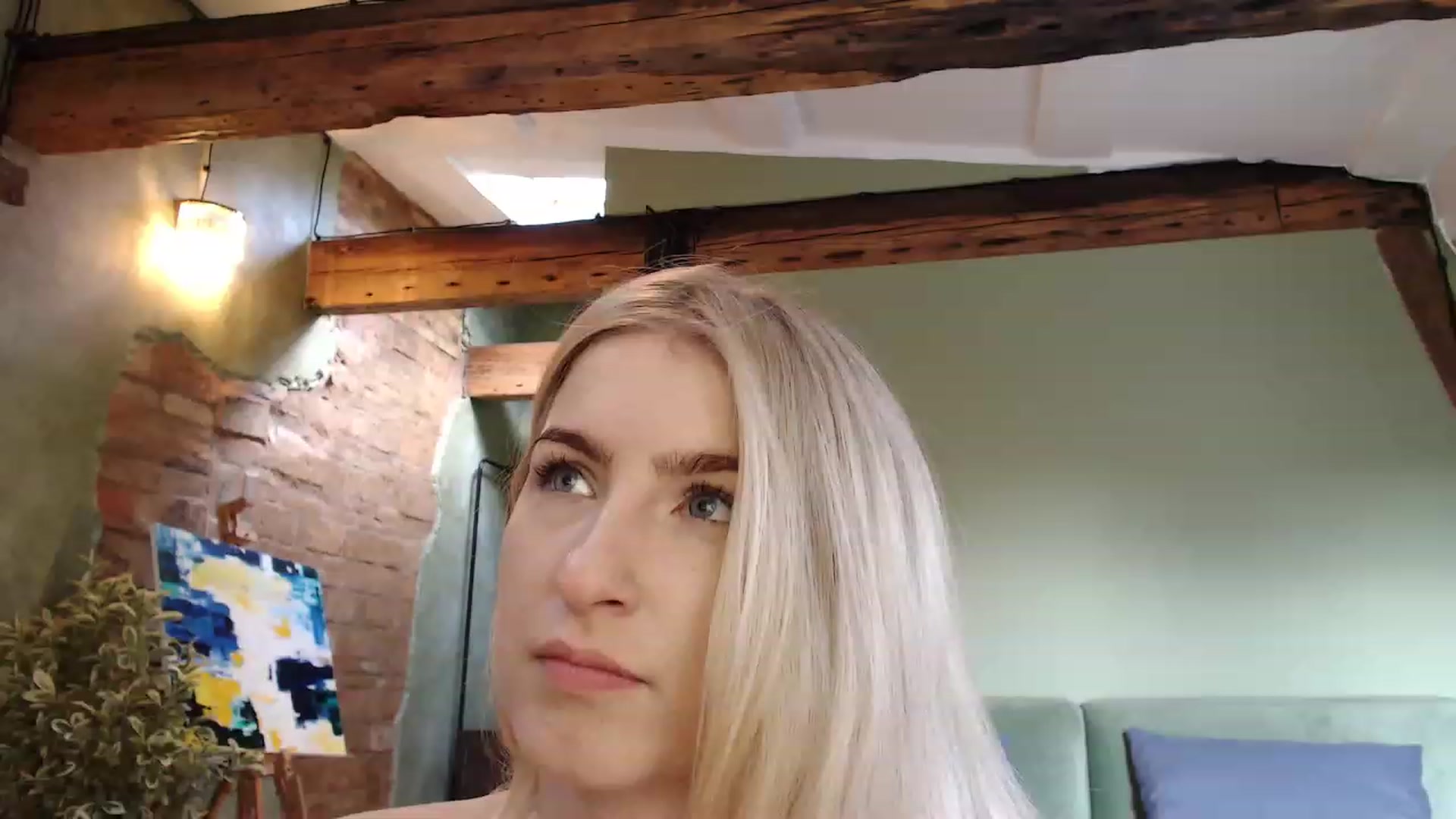 Gallery image thumbnail from missed_u_more's myfreecams stream on, 10/18/2023, 11:41 image 12 of 20