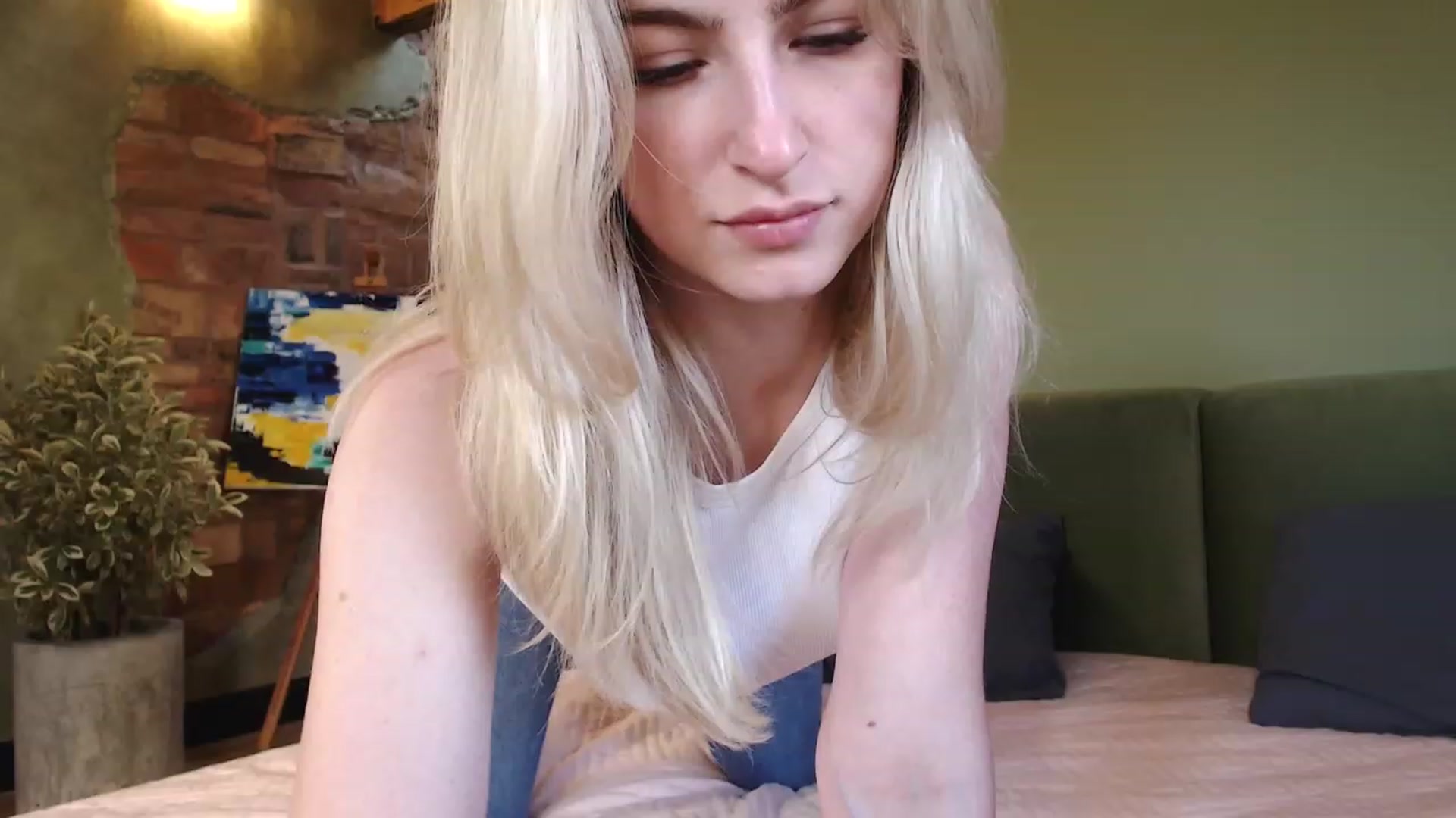 Gallery image thumbnail from missed_u_more's myfreecams stream on, 10/29/2023, 12:41 image 20 of 20