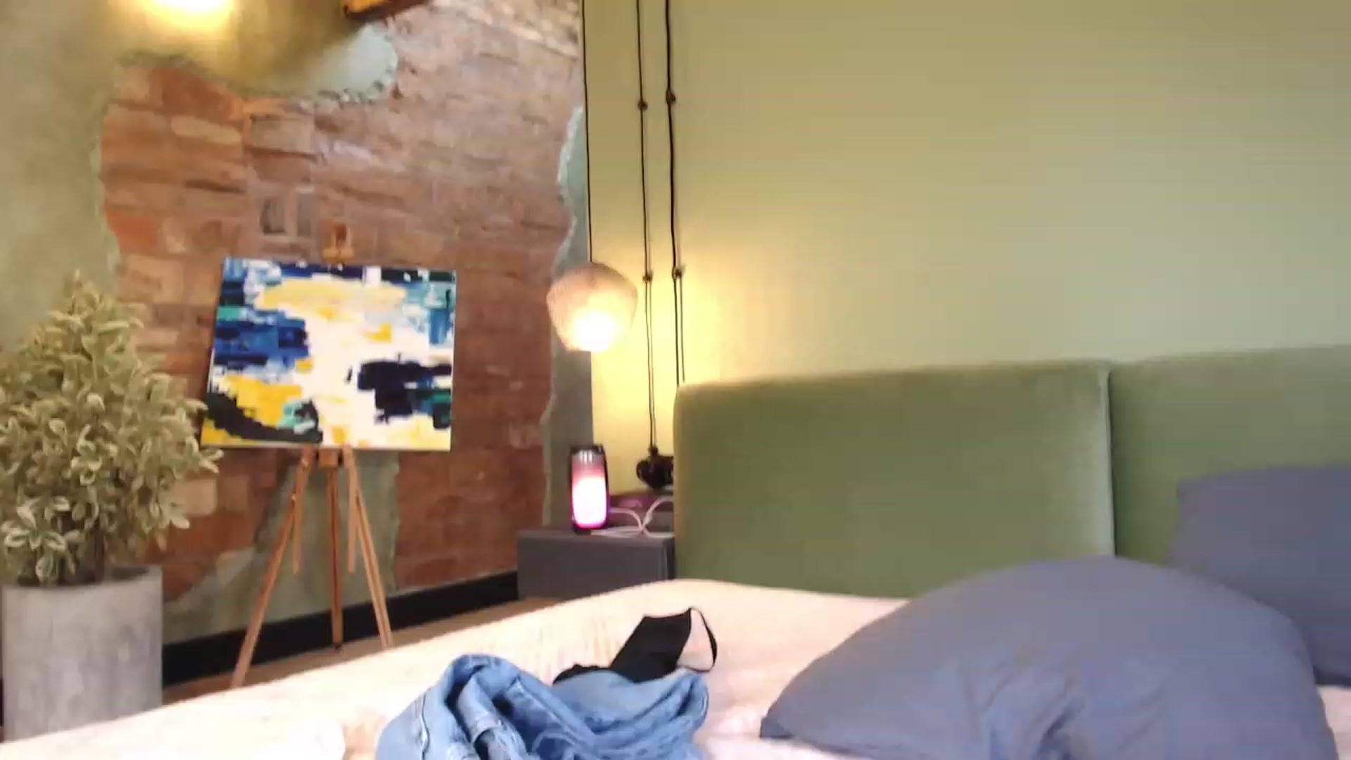 Gallery image thumbnail from missed_u_more's myfreecams stream on, 10/29/2023, 12:41 image 15 of 20