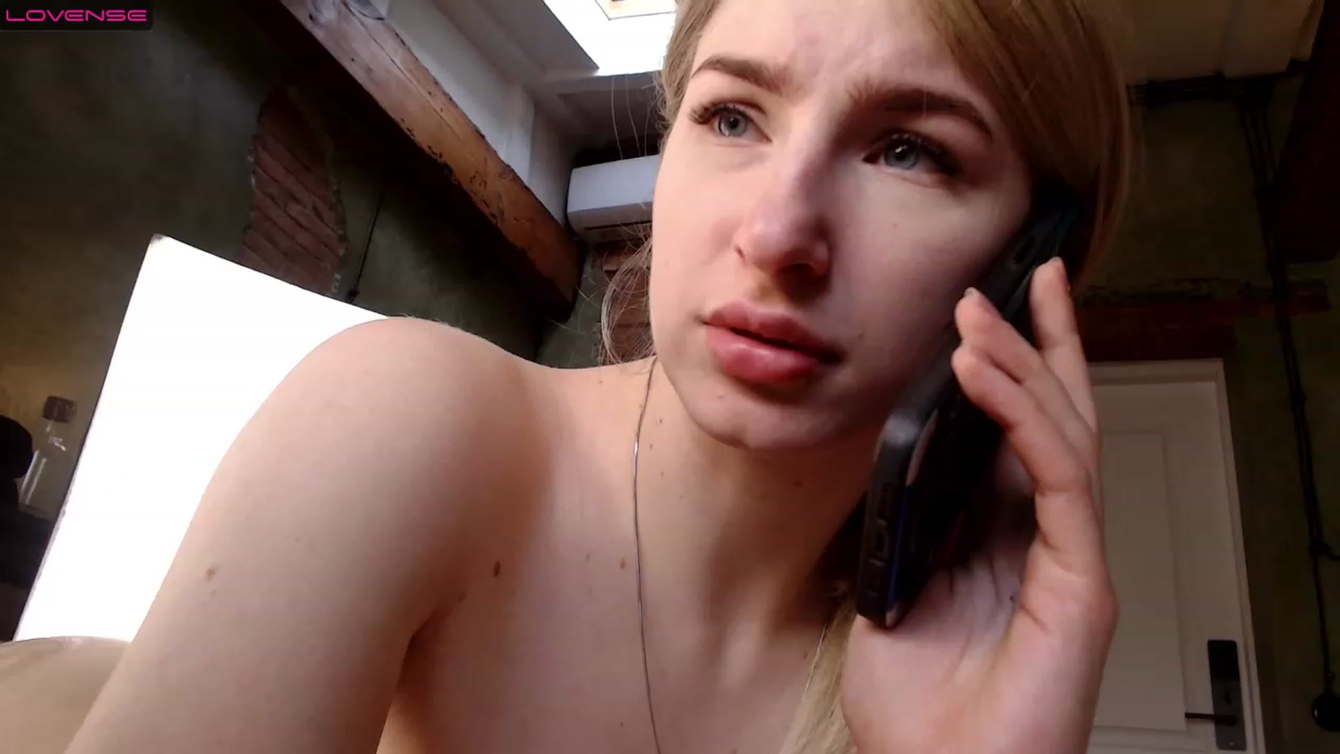 Gallery image thumbnail from missed_u_more's myfreecams stream on, 12/28/2023, 11:43 image 1 of 20