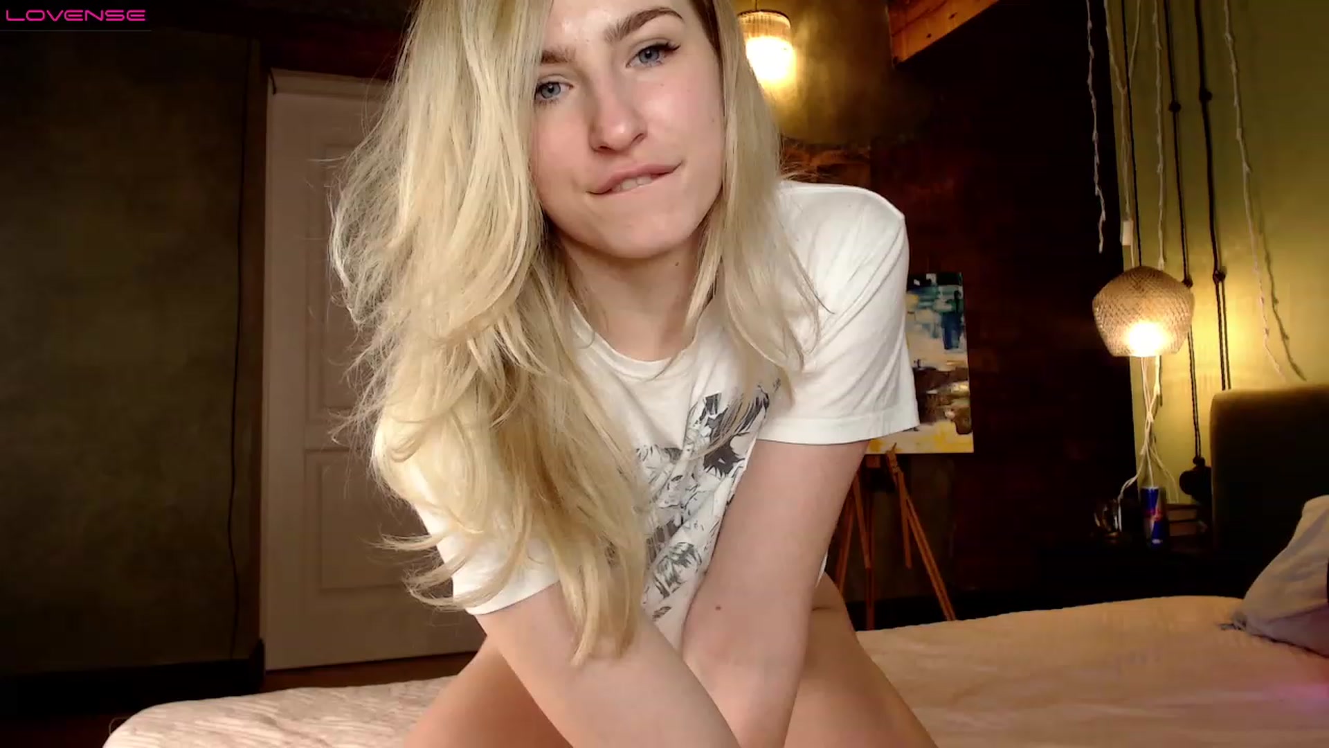 Gallery image thumbnail from missed_u_more's myfreecams stream on, 12/31/2023, 17:50 image 6 of 20