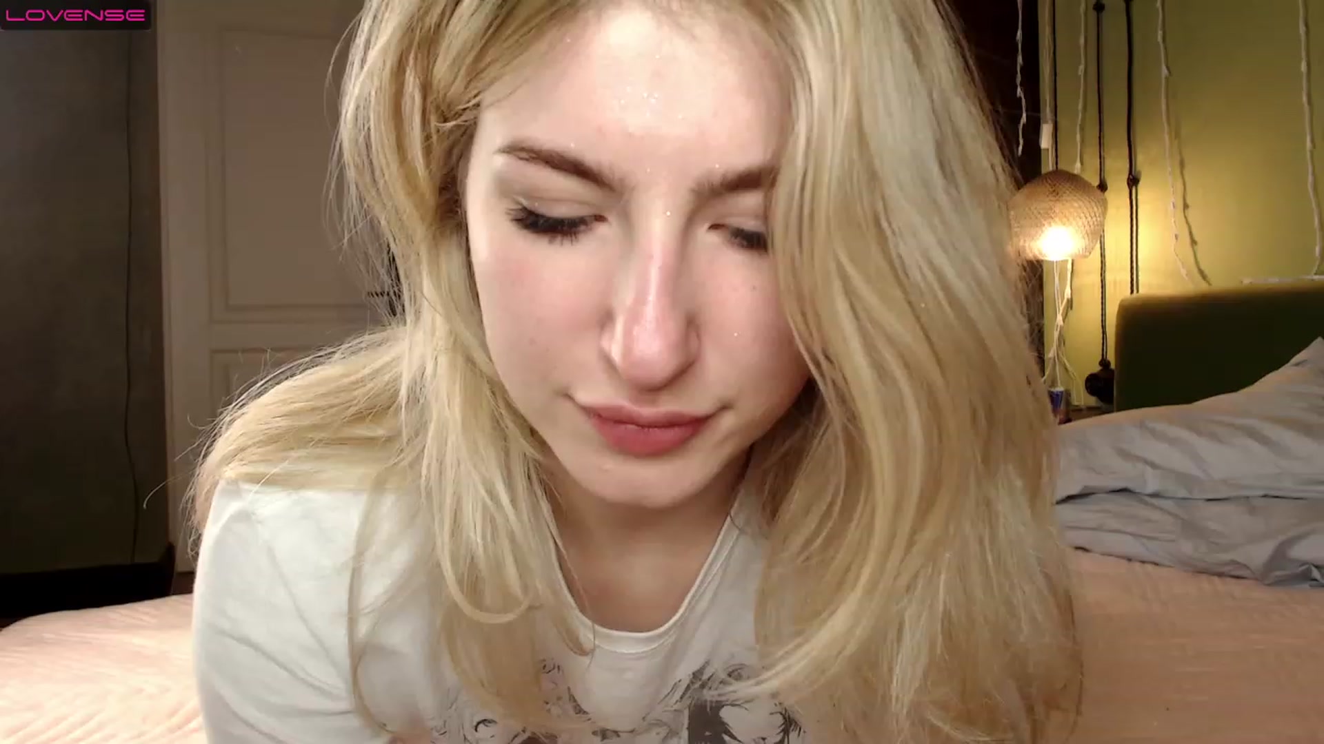 Gallery image thumbnail from missed_u_more's myfreecams stream on, 12/31/2023, 19:08 image 20 of 20