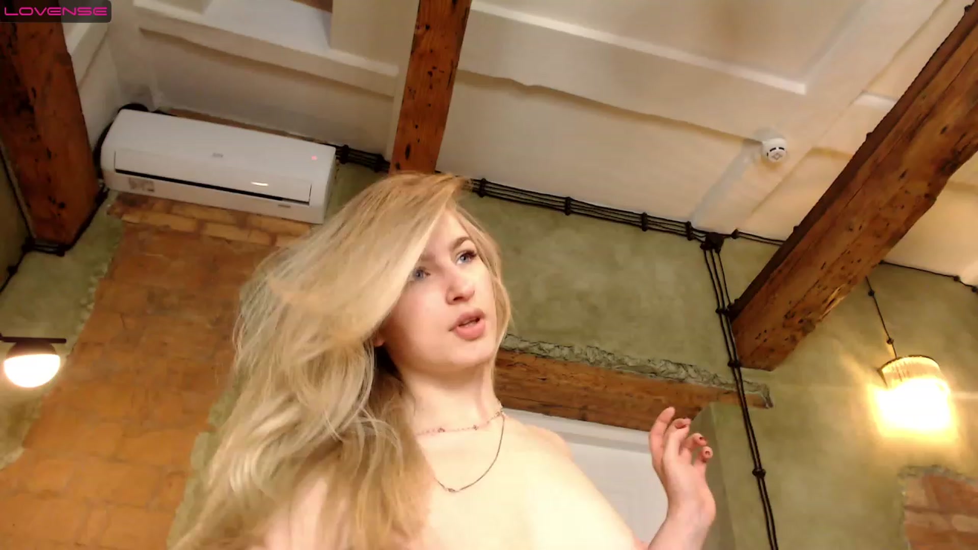 Gallery image thumbnail from missed_u_more's myfreecams stream on, 01/10/2024, 15:51 image 6 of 20