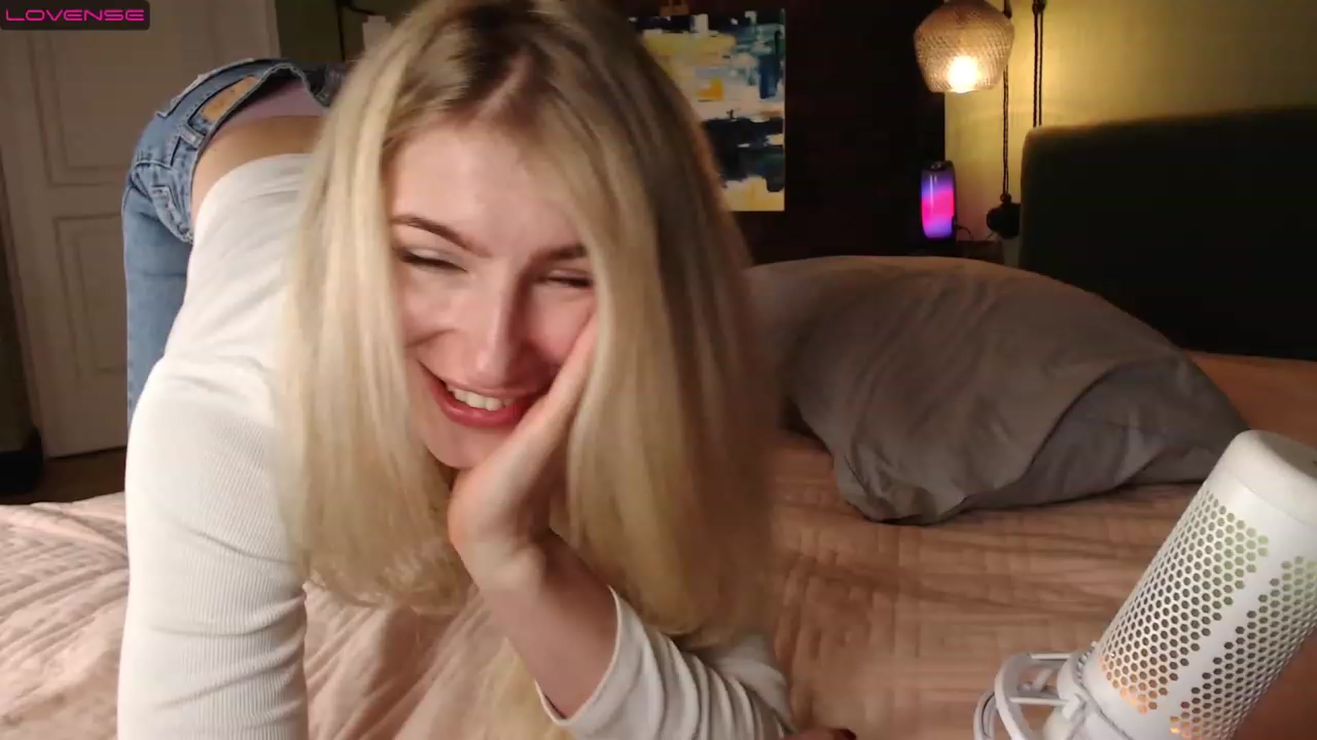 Gallery image thumbnail from missed_u_more's myfreecams stream on, 01/18/2024, 15:40 image 4 of 20