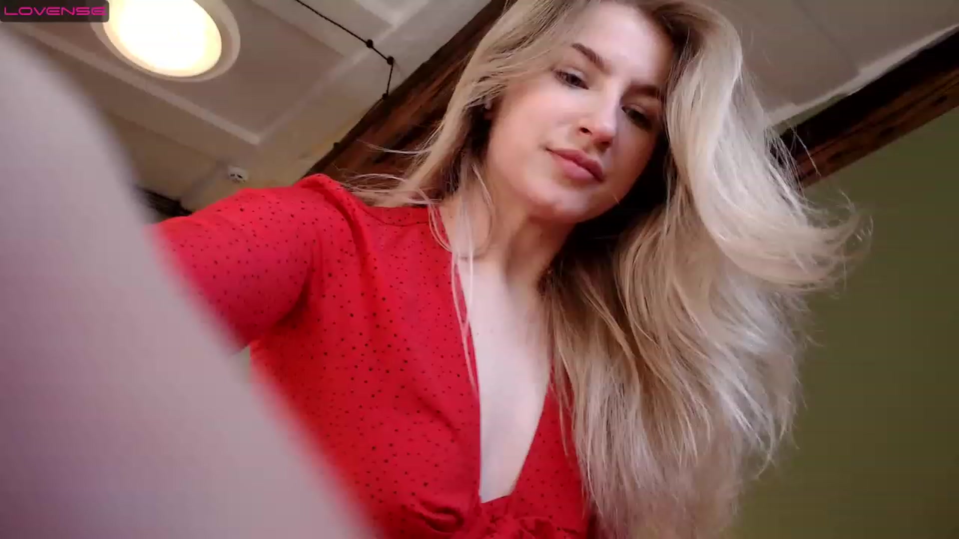 Gallery image thumbnail from missed_u_more's myfreecams stream on, 03/09/2024, 11:18 image 10 of 20
