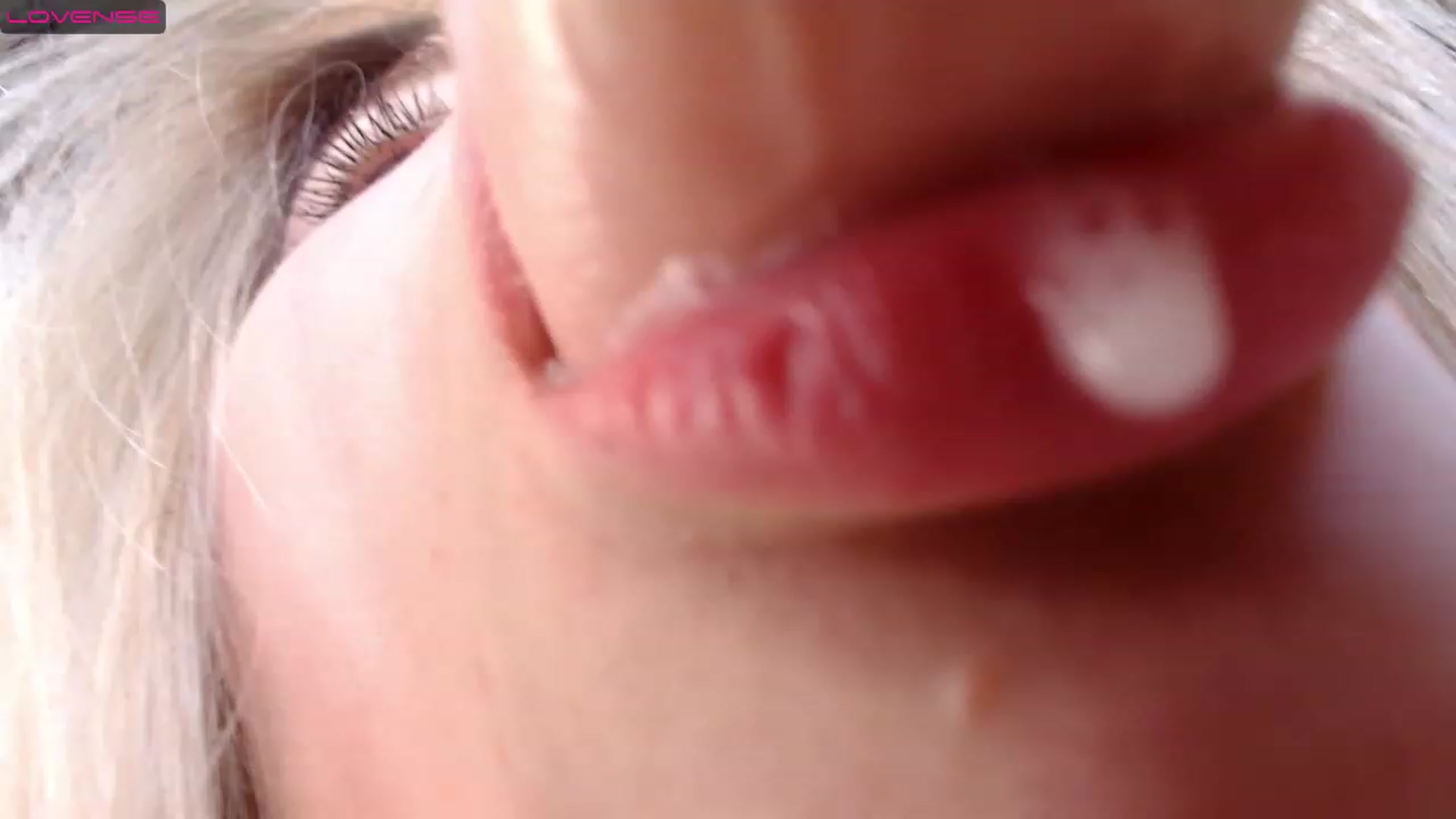 Gallery image thumbnail from missed_u_more's myfreecams stream on, 03/09/2024, 13:00 image 3 of 20
