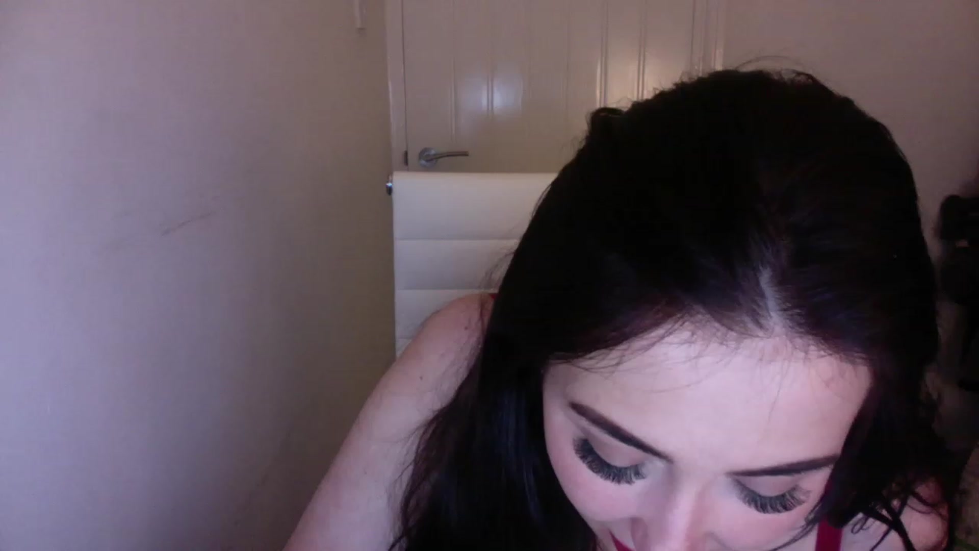 Gallery image thumbnail from misshazel1's myfreecams stream on, 11/24/2022, 23:11 image 5 of 20