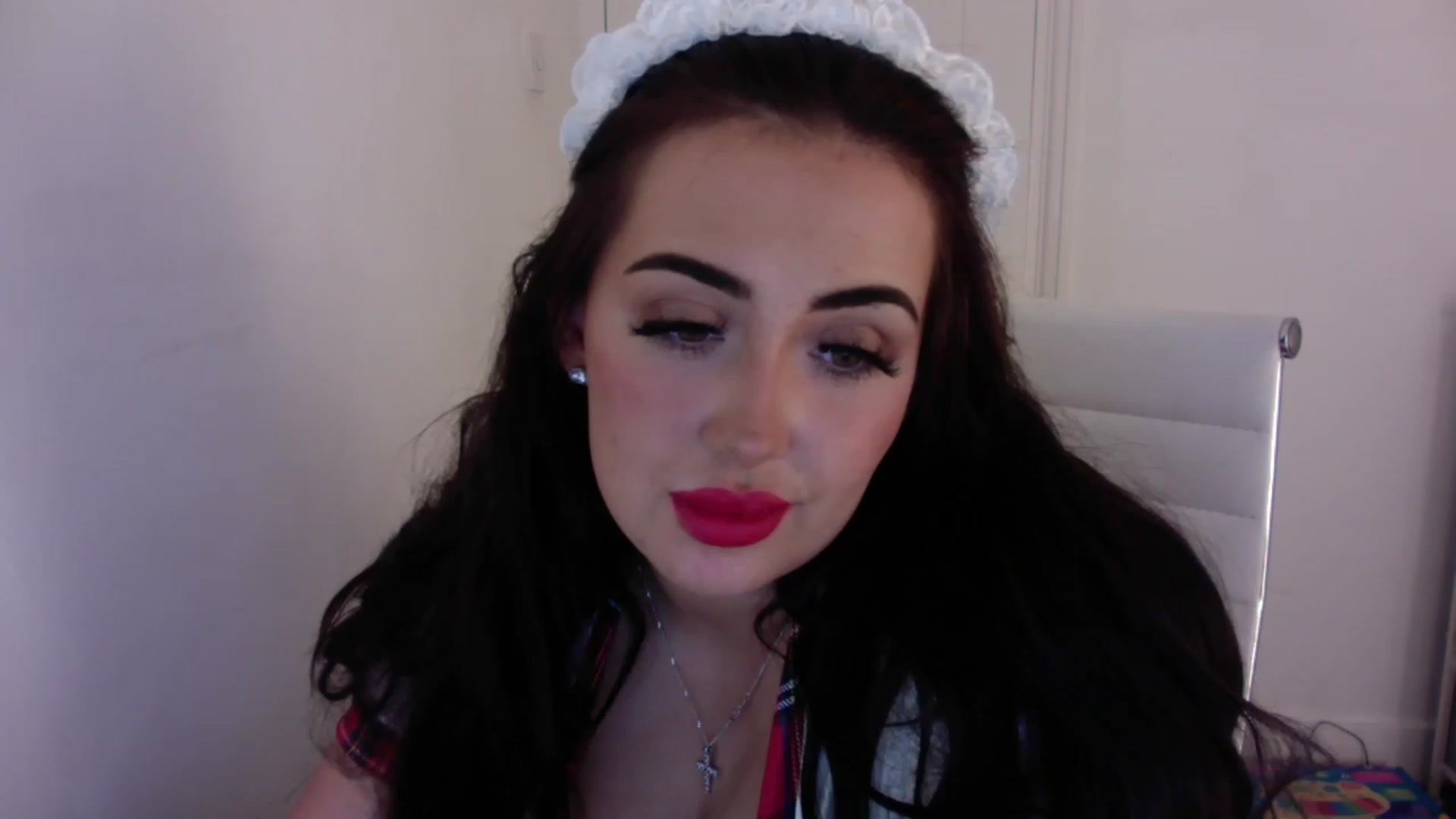 Gallery image thumbnail from misshazel1's myfreecams stream on, 12/28/2022, 21:45 image 7 of 20