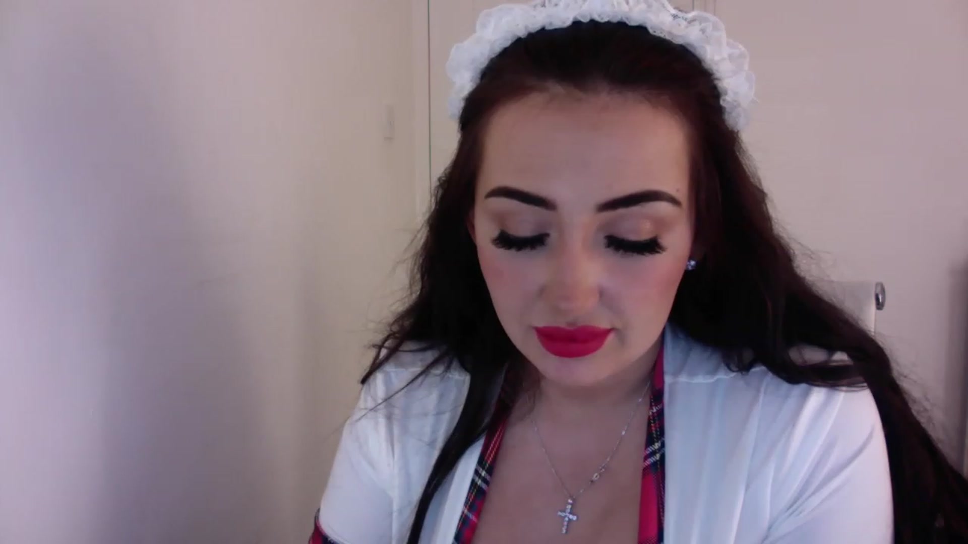 Gallery image thumbnail from misshazel1's myfreecams stream on, 12/28/2022, 21:45 image 10 of 20