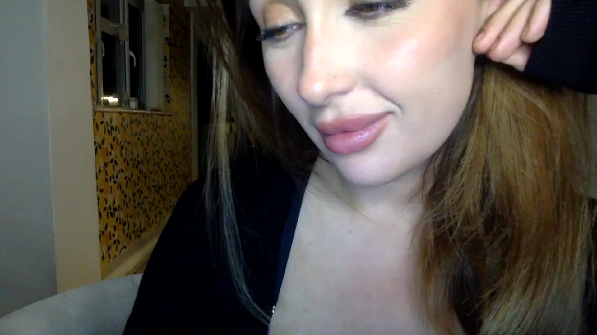 Gallery image thumbnail from misshazel1's myfreecams stream on, 08/21/2024, 21:32 image 9 of 20