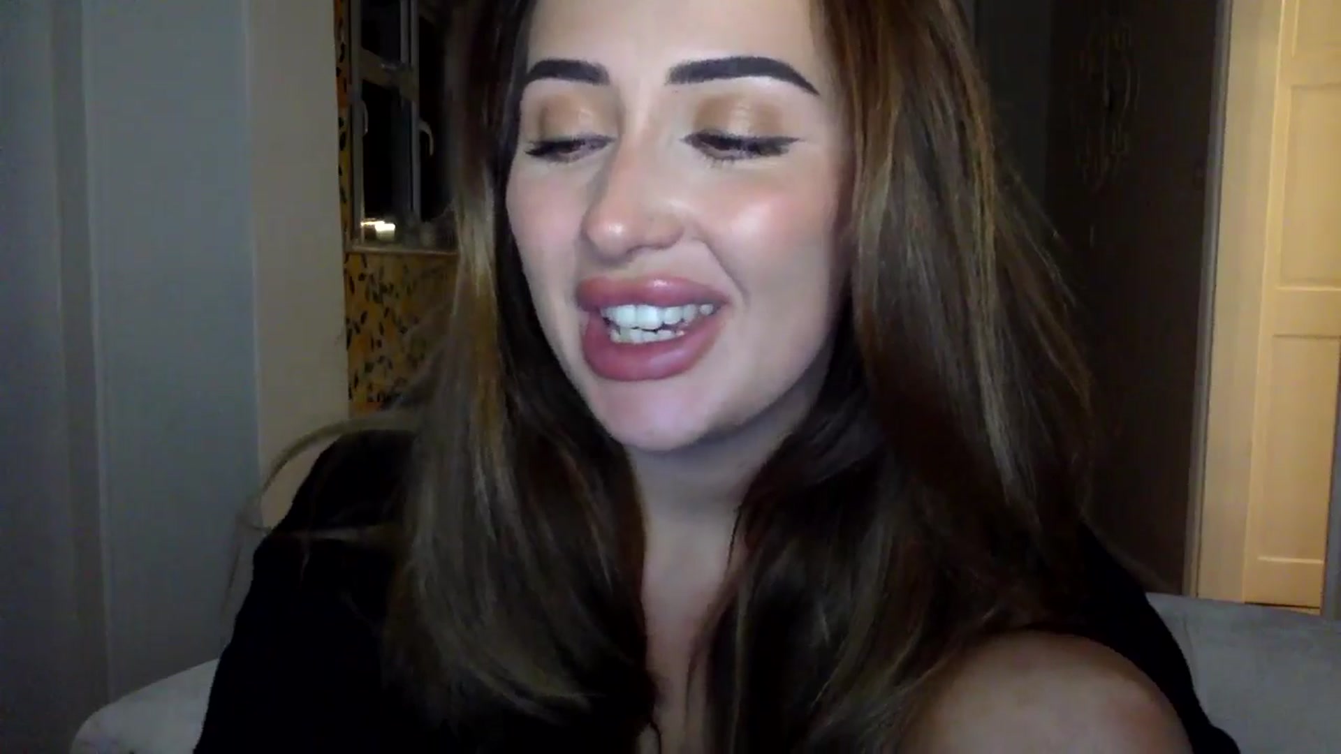 Gallery image thumbnail from misshazel1's myfreecams stream on, 08/21/2024, 21:32 image 20 of 20