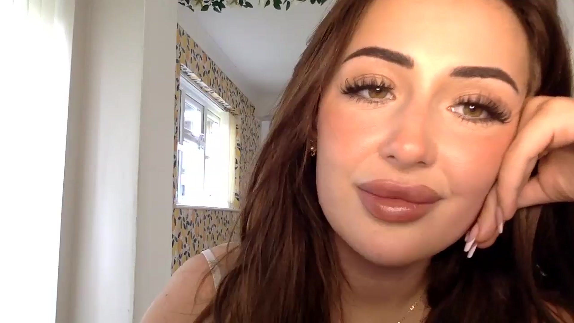 Gallery image thumbnail from misshazel1's myfreecams stream on, 08/26/2024, 13:58 image 2 of 20