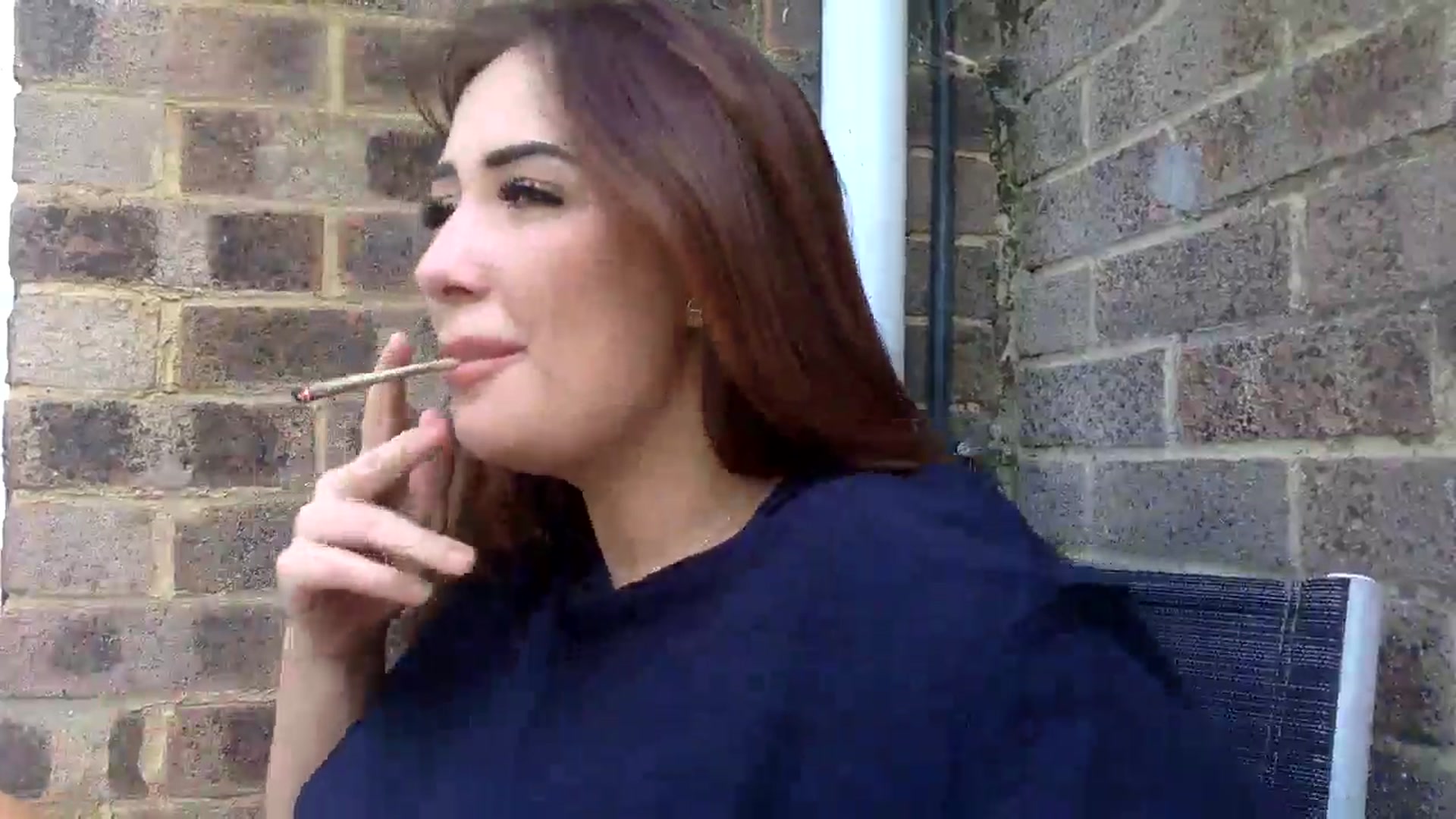 Gallery image thumbnail from misshazel1's myfreecams stream on, 08/29/2024, 12:35 image 14 of 20