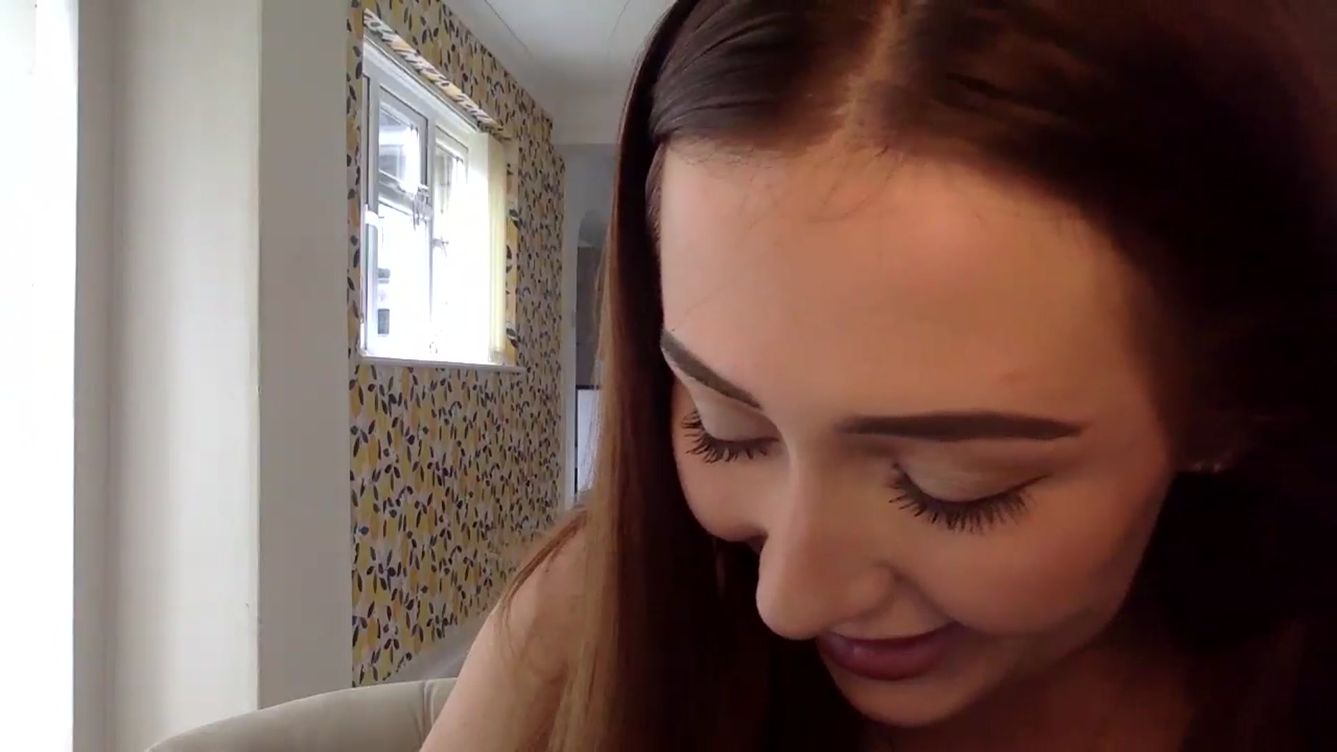 Gallery image thumbnail from misshazel1's myfreecams stream on, 09/02/2024, 12:33 image 2 of 20