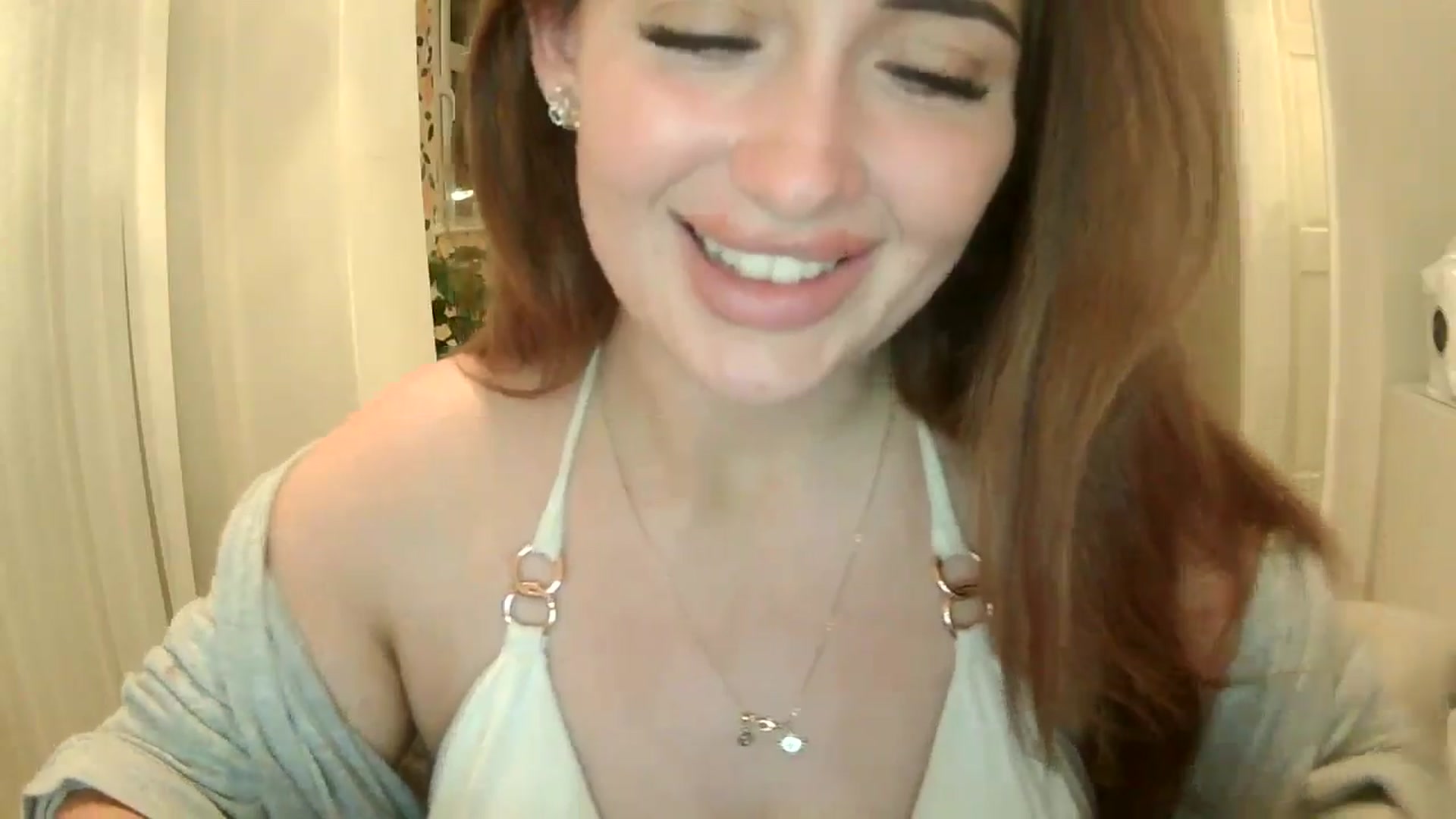 Gallery image thumbnail from misshazel1's myfreecams stream on, 09/09/2024, 20:06 image 5 of 20