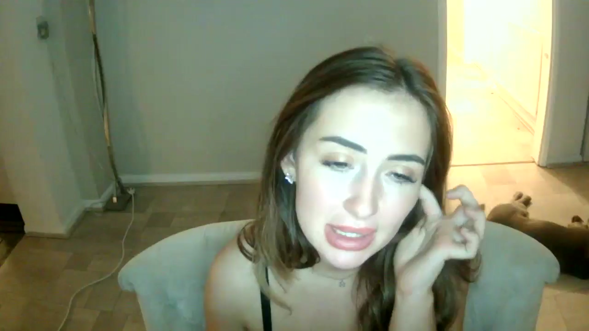 Gallery image thumbnail from misshazel1's myfreecams stream on, 09/24/2024, 20:05 image 7 of 20