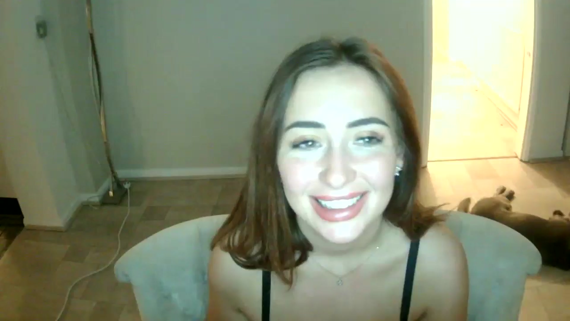 Gallery image thumbnail from misshazel1's myfreecams stream on, 09/24/2024, 20:05 image 3 of 20