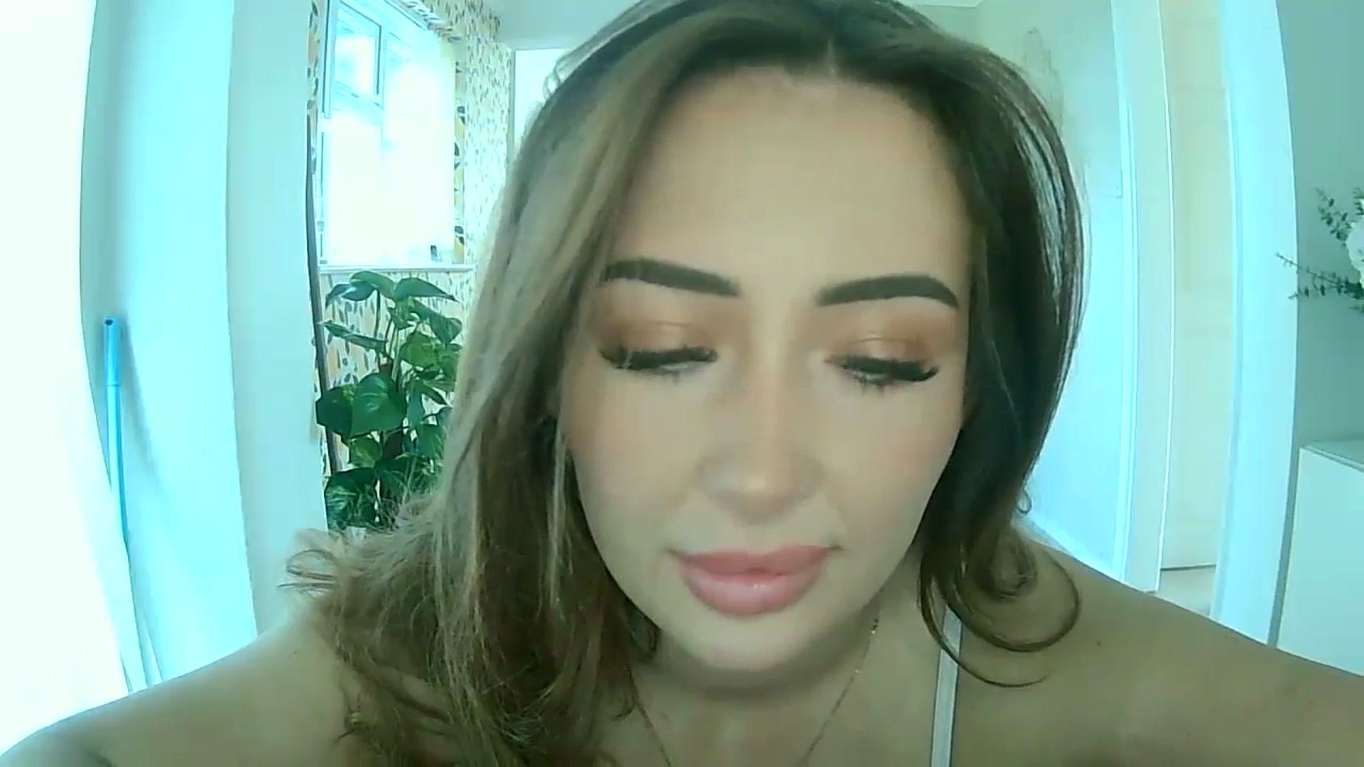 Gallery image thumbnail from misshazel1's myfreecams stream on, 10/07/2024, 08:26 image 4 of 20