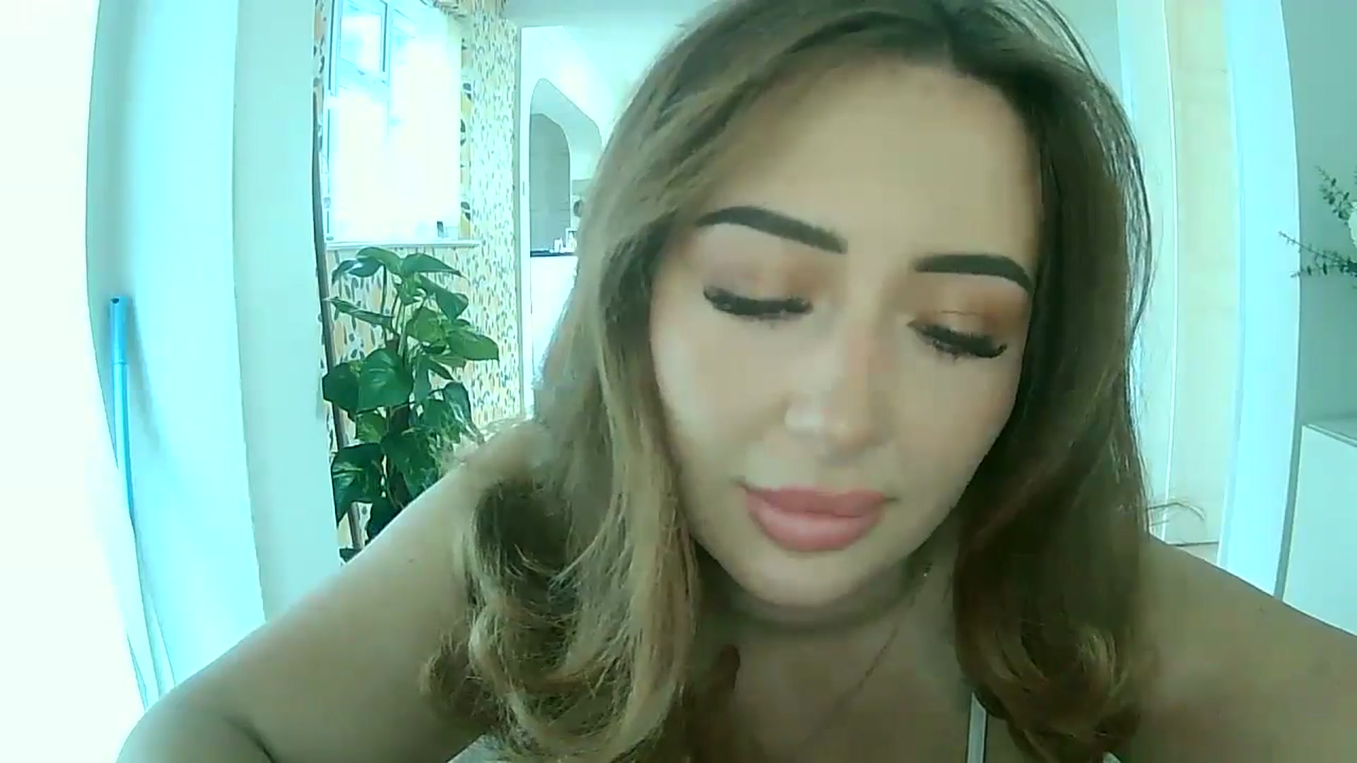 Gallery image thumbnail from misshazel1's myfreecams stream on, 10/07/2024, 08:26 image 19 of 20
