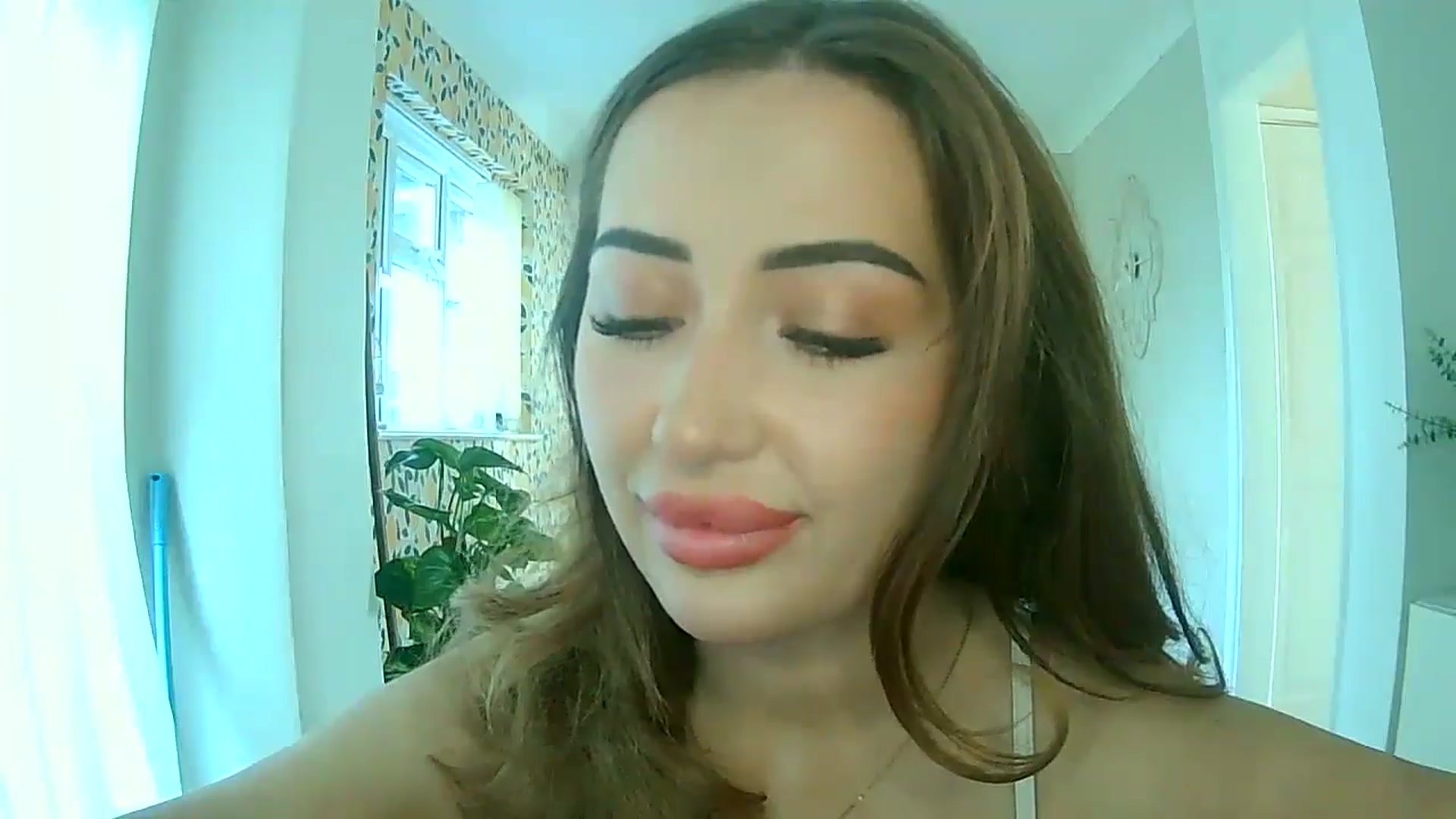 Gallery image thumbnail from misshazel1's myfreecams stream on, 10/07/2024, 08:53 image 3 of 20