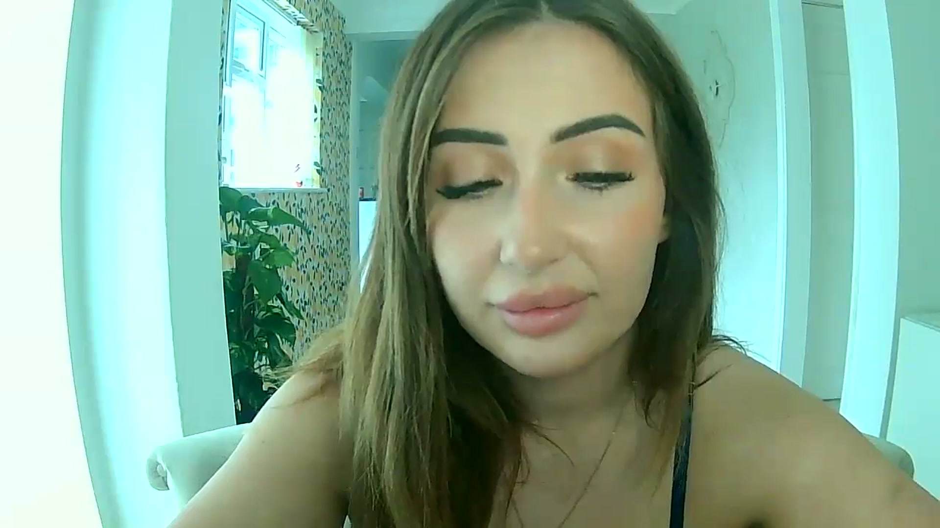 Gallery image thumbnail from misshazel1's myfreecams stream on, 10/10/2024, 11:46 image 19 of 20