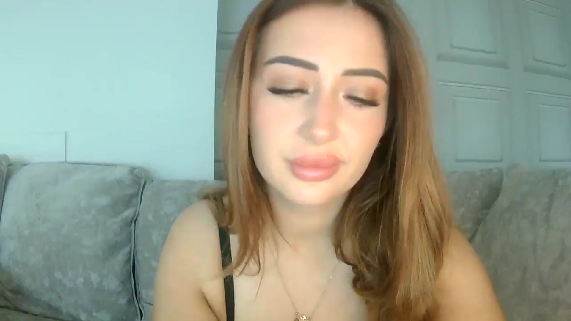 Gallery image thumbnail from misshazel1's myfreecams stream on, 10/21/2024, 09:36 image 17 of 20