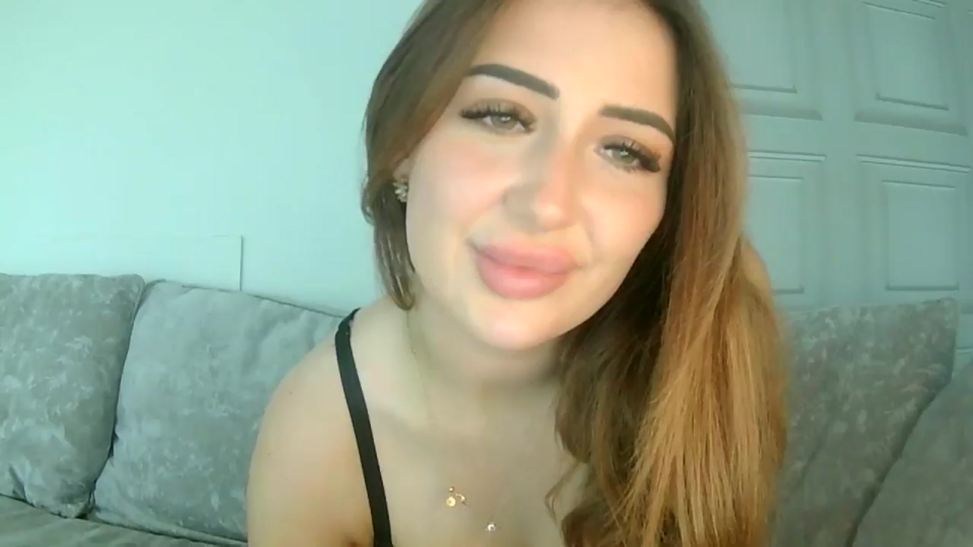 Gallery image thumbnail from misshazel1's myfreecams stream on, 10/21/2024, 11:27 image 18 of 20