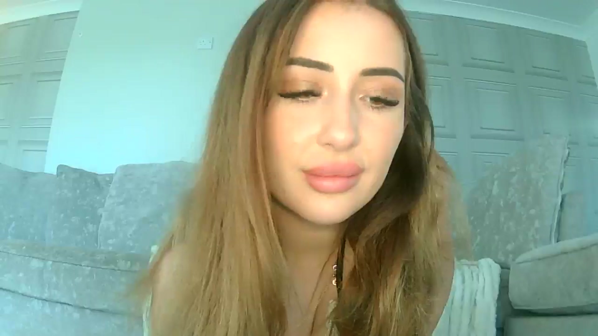 Gallery image thumbnail from misshazel1's myfreecams stream on, 10/28/2024, 09:53 image 13 of 20