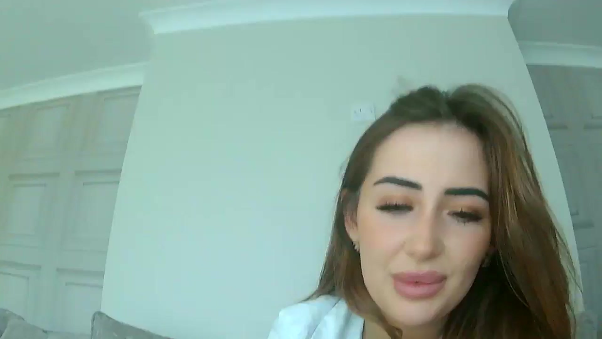 Gallery image thumbnail from misshazel1's myfreecams stream on, 11/04/2024, 10:59 image 7 of 20