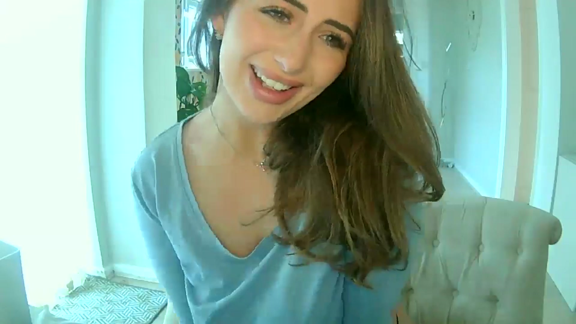 Gallery image thumbnail from misshazel1's myfreecams stream on, 11/25/2024, 10:51 image 9 of 20