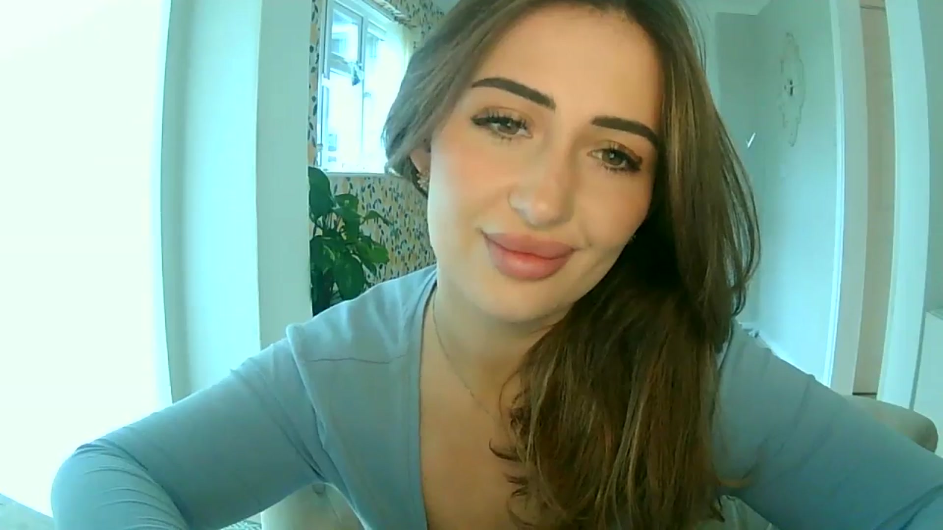 Gallery image thumbnail from misshazel1's myfreecams stream on, 11/25/2024, 11:05 image 20 of 20