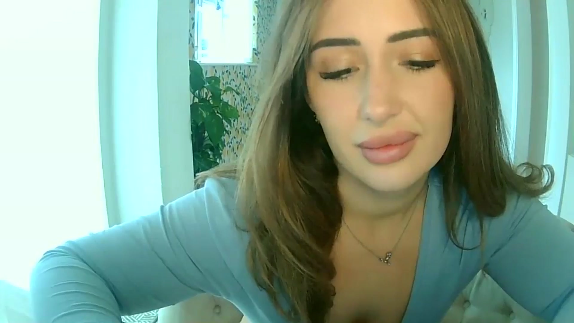 Gallery image thumbnail from misshazel1's myfreecams stream on, 11/25/2024, 11:05 image 6 of 20