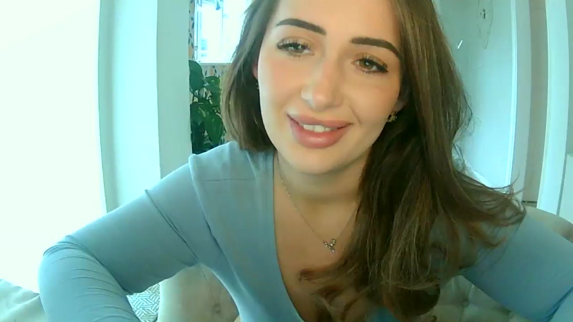 Gallery image thumbnail from misshazel1's myfreecams stream on, 11/25/2024, 11:05 image 15 of 20