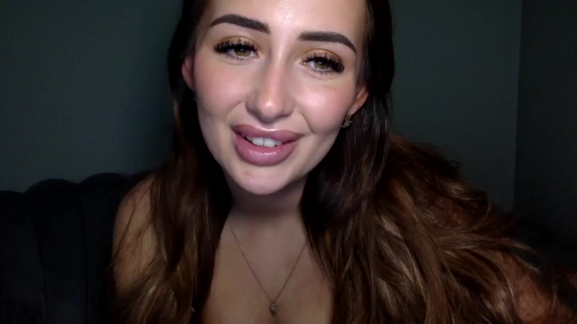 Gallery image thumbnail from misshazel1's myfreecams stream on, 01/16/2025, 15:19 image 14 of 20