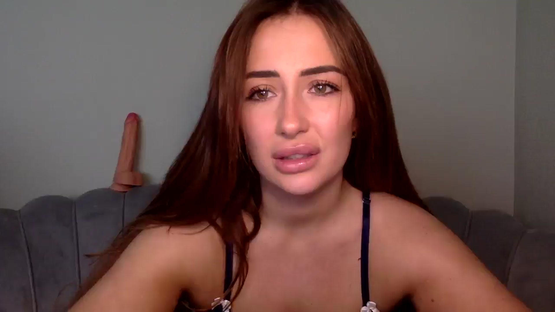Gallery image thumbnail from misshazel1's myfreecams stream on, 01/27/2025, 15:07 image 4 of 20