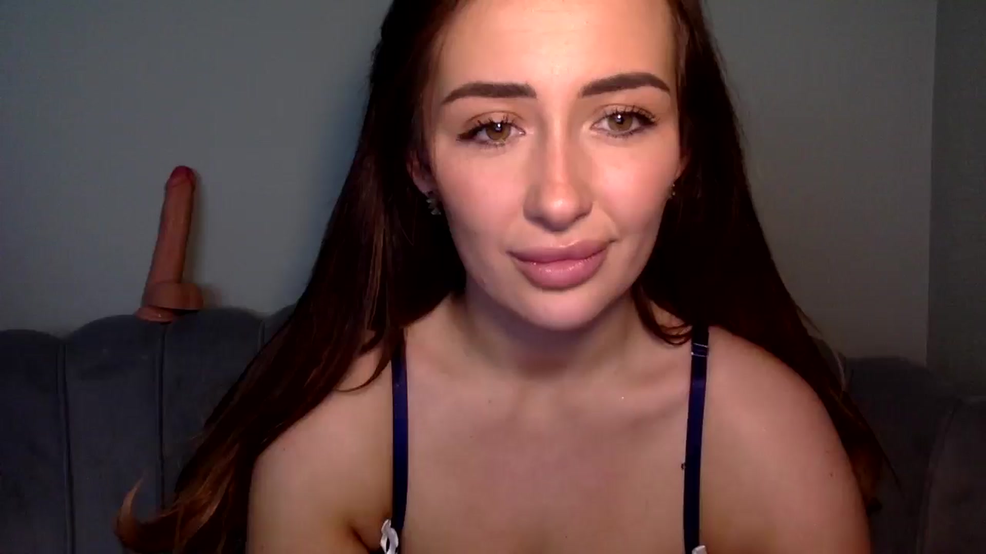 Gallery image thumbnail from misshazel1's myfreecams stream on, 01/27/2025, 15:32 image 2 of 20