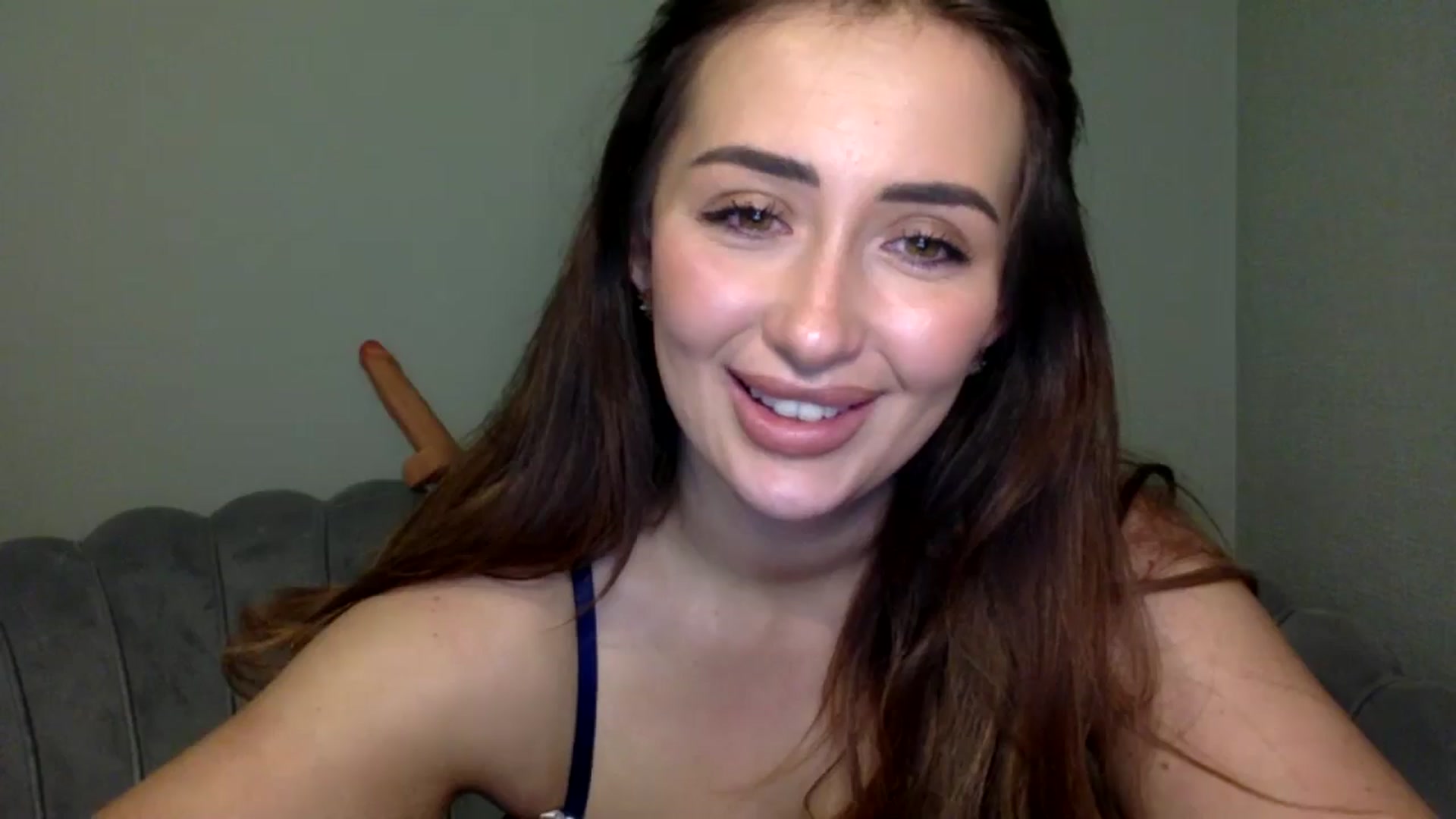 Gallery image thumbnail from misshazel1's myfreecams stream on, 01/27/2025, 16:53 image 6 of 20