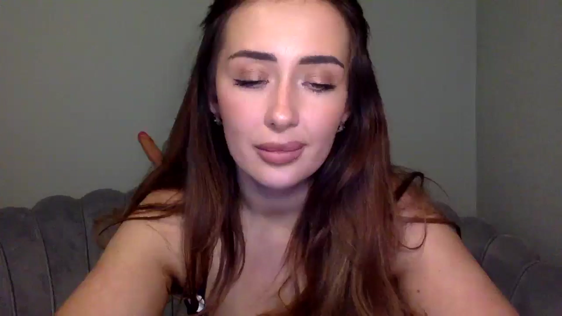 Gallery image thumbnail from misshazel1's myfreecams stream on, 01/27/2025, 16:53 image 4 of 20