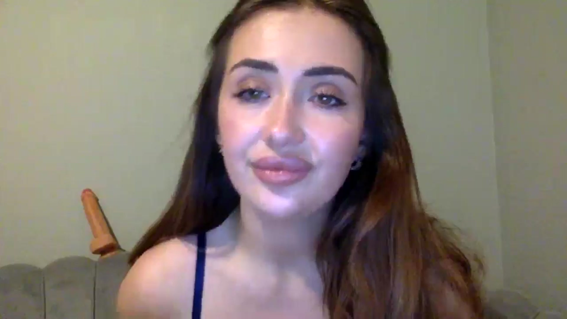 Gallery image thumbnail from misshazel1's myfreecams stream on, 01/27/2025, 16:53 image 17 of 20