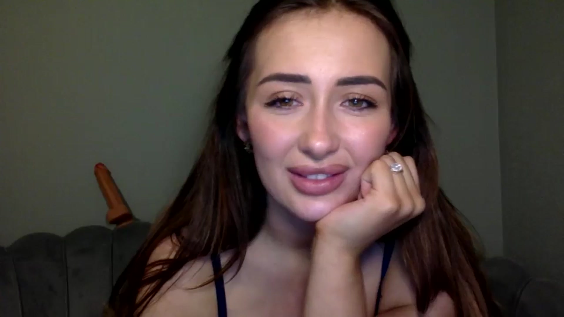 Gallery image thumbnail from misshazel1's myfreecams stream on, 01/27/2025, 17:44 image 5 of 20