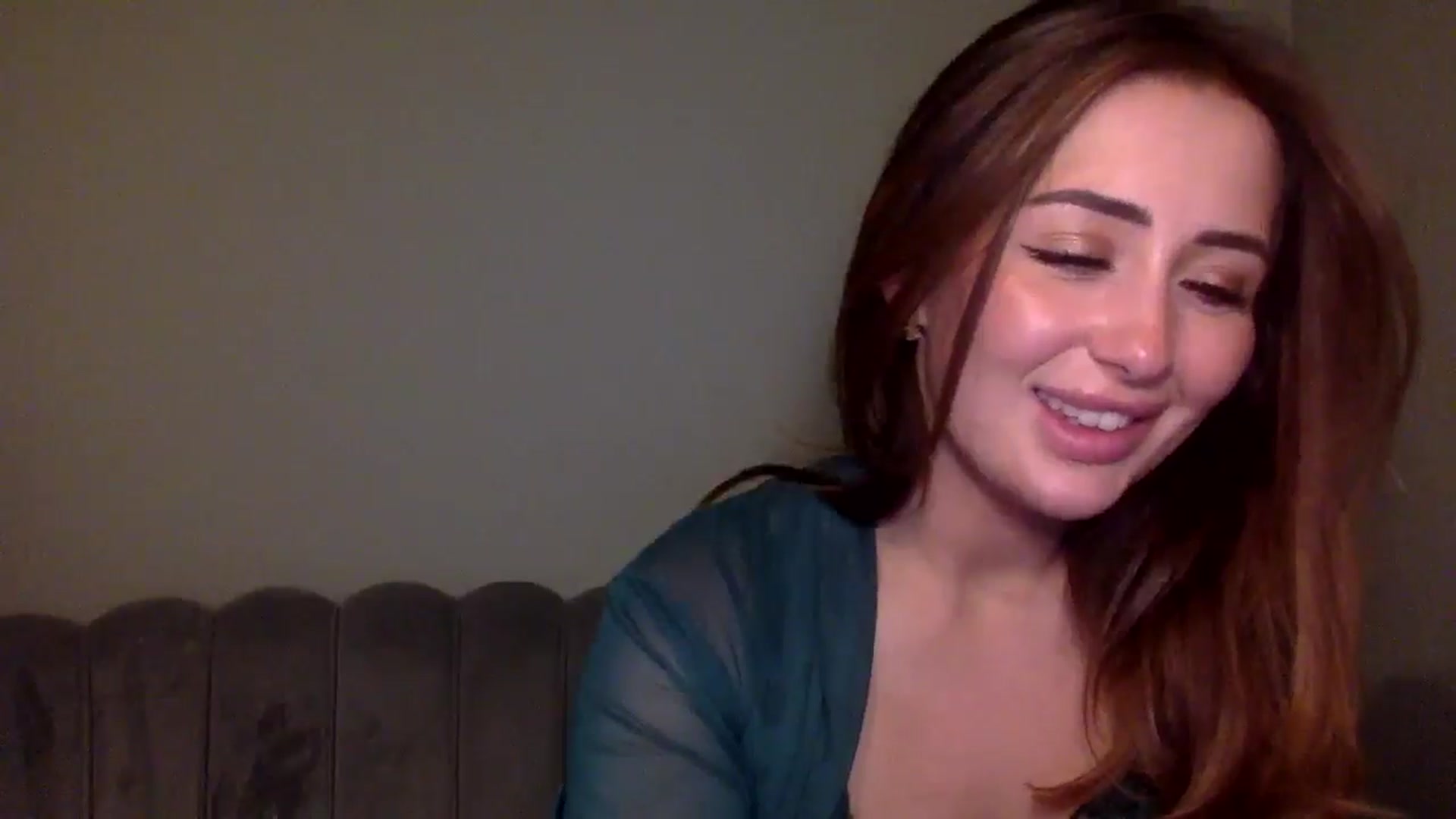 Gallery image thumbnail from misshazel1's myfreecams stream on, 01/29/2025, 21:12 image 20 of 20