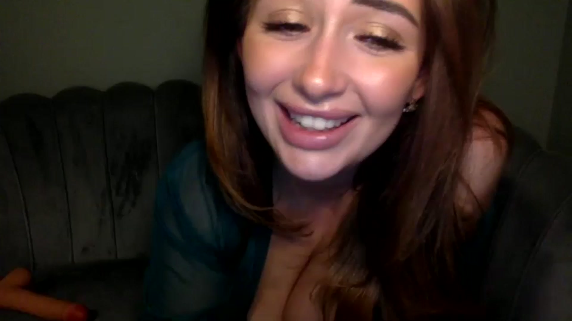 Gallery image thumbnail from misshazel1's myfreecams stream on, 01/29/2025, 21:12 image 5 of 20