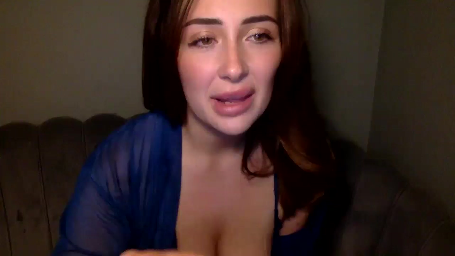 Gallery image thumbnail from misshazel1's myfreecams stream on, 02/05/2025, 20:59 image 12 of 20