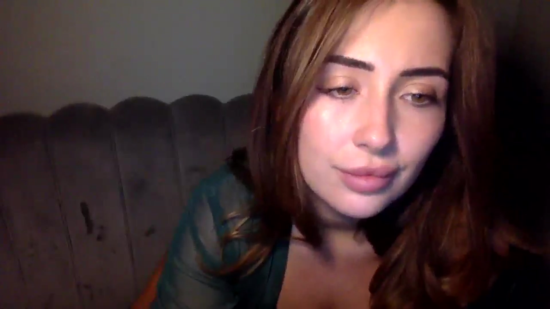 Gallery image thumbnail from misshazel1's myfreecams stream on, 02/06/2025, 20:51 image 17 of 20